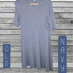 Old Navy Blue and White Striped Dress Size XL